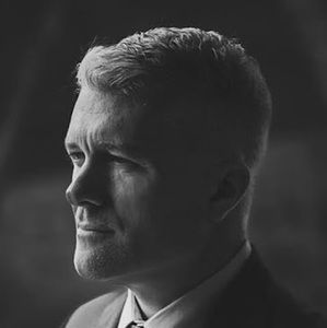 Meet your Posher, Cliff